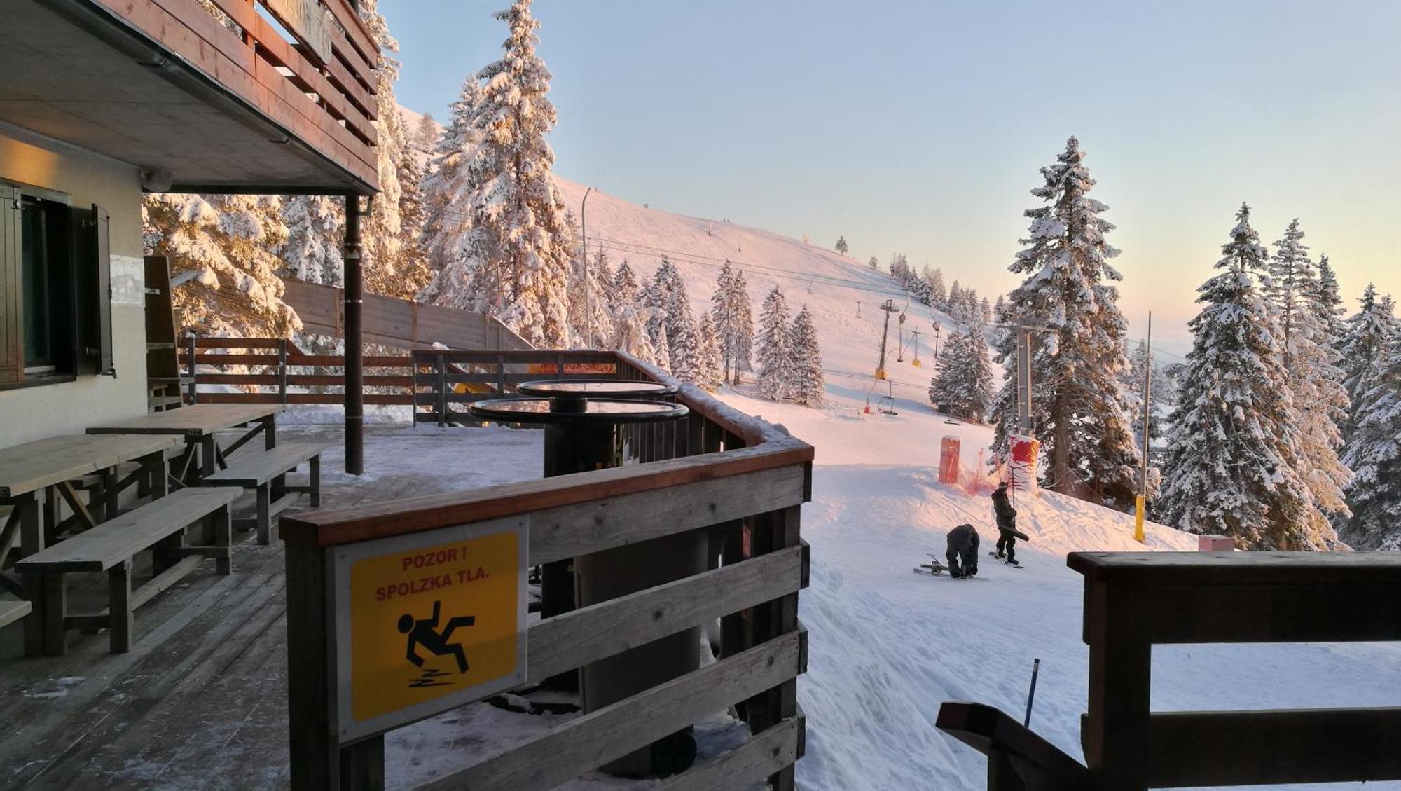 Accommodation And Restaurant Tia Cerklje na Gorenjskem Luaran gambar